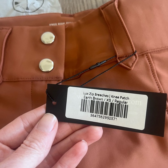 Free Ride Breeches - Picture 2 of 3